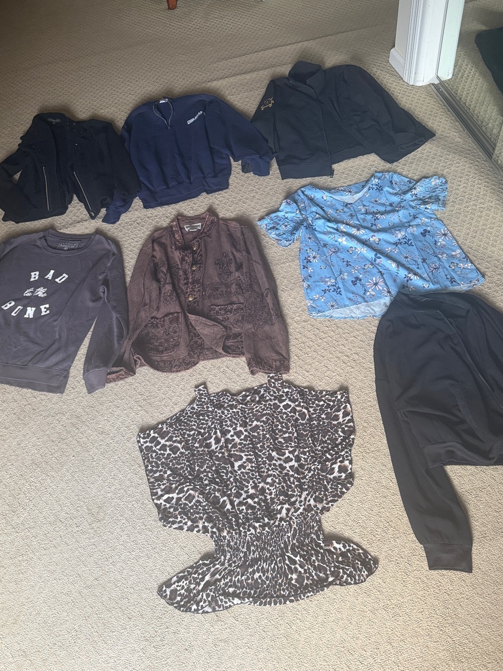 Selling all 8 women tops together